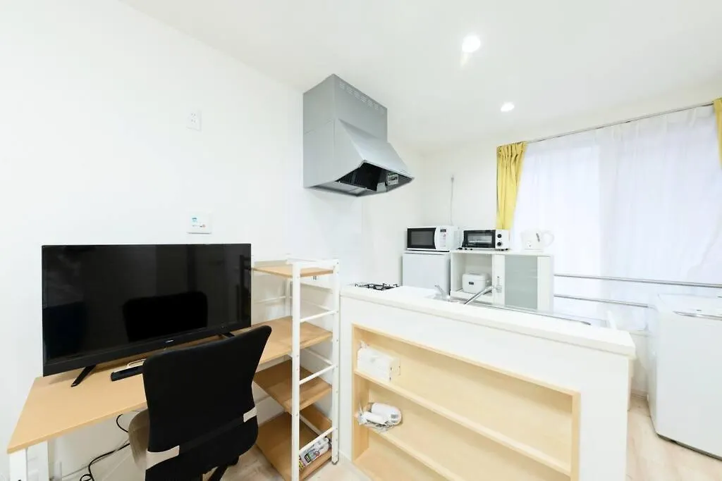 明るい室内で美室を提供　サービスアパ―トメントsapporo南8条 Apartment