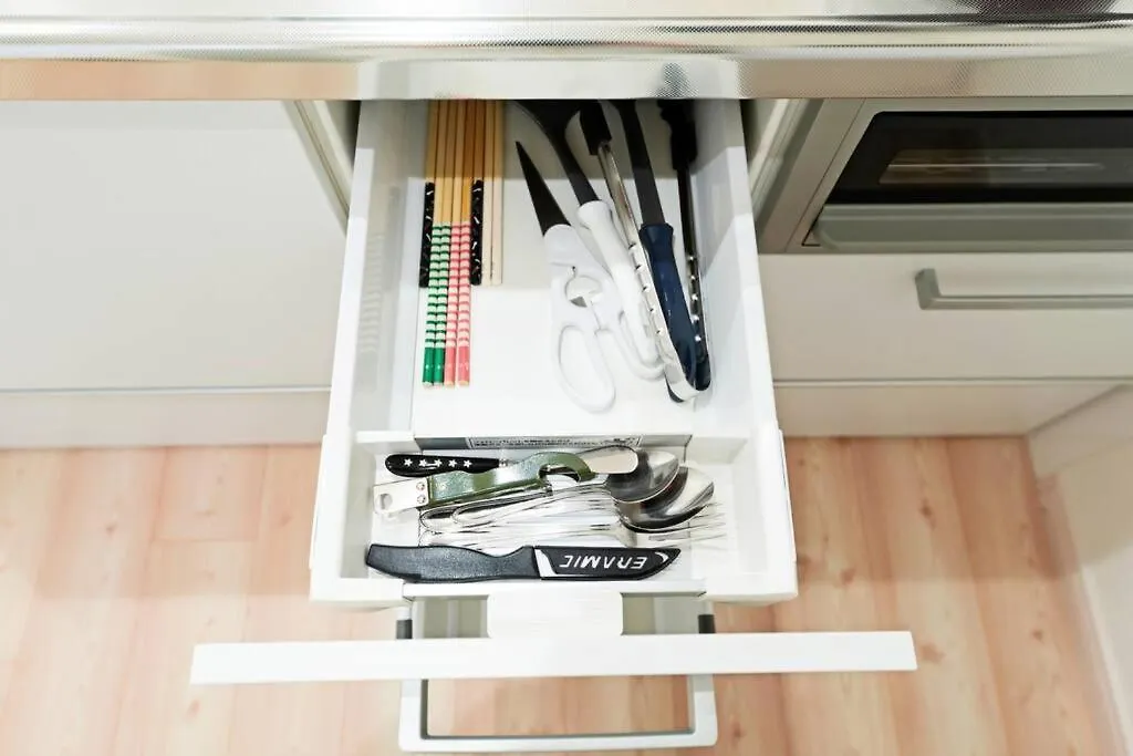 明るい室内で美室を提供　サービスアパ―トメントsapporo南8条 Apartamento
